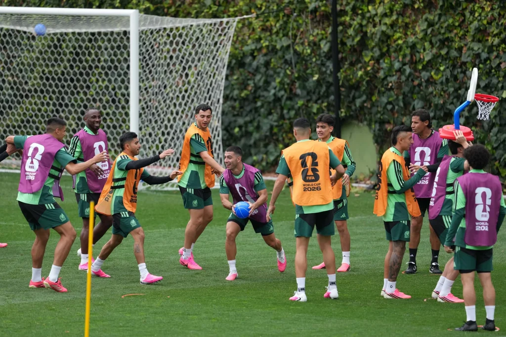 Cierra Selección Mexicana preparación para inaugurar el Mundial 5 720341107 2046864382921552 3723197298691810881 n
