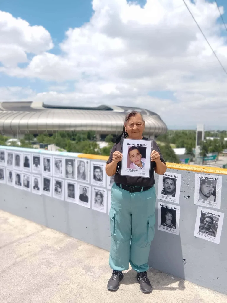 Madres de desaparecidos colocan más de 150 rostros en inmediaciones del Estadio Monterrey 2 720552432 942209845537850 4332936873797863727 n