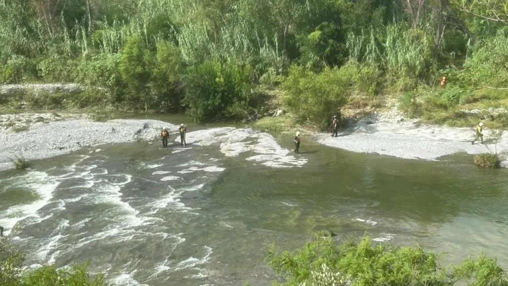 Buscan a dos personas arrastradas por corrientes de agua en Guadalupe y Monterrey 2 725146743 959937537043932 7820407920985510450 n