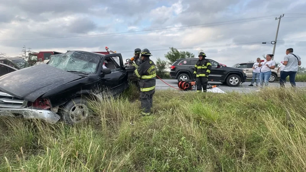 Suman tres fallecidos tras fatal accidente en carretera Ribereña 2 728035298 2203035013570005 1146443656316467335 n