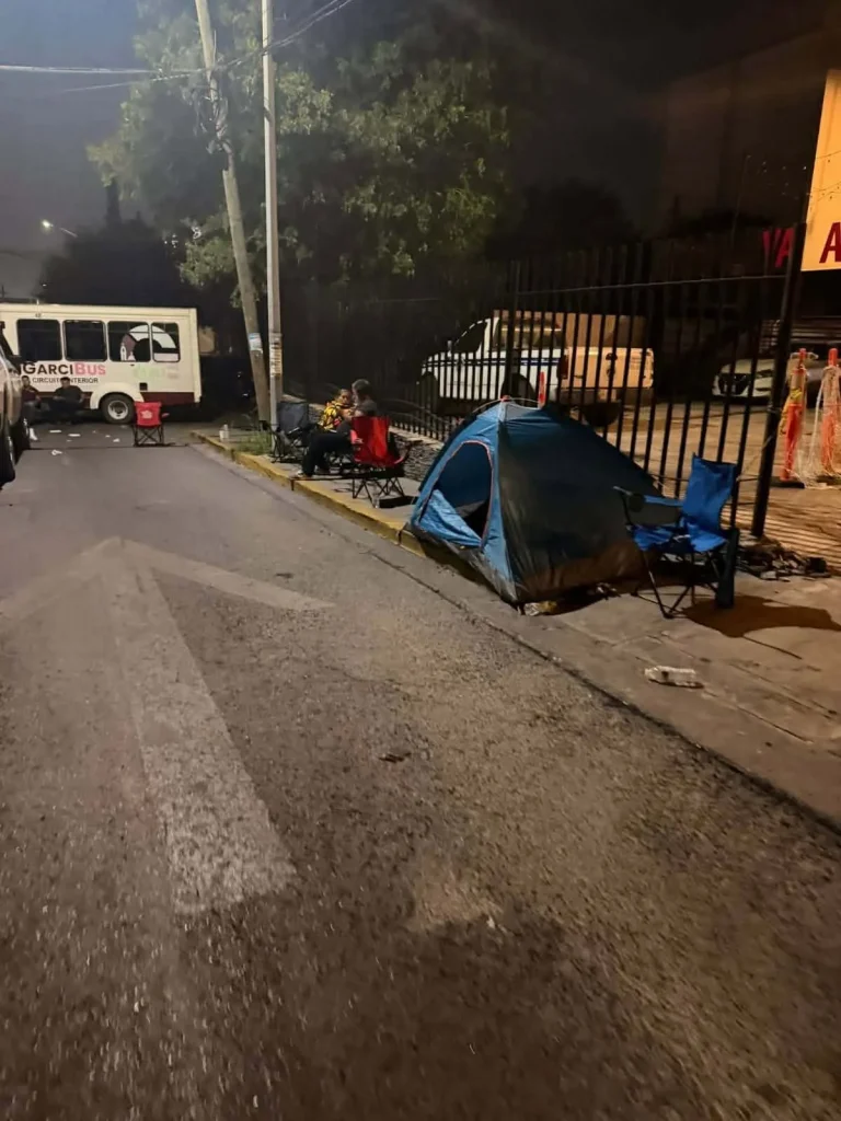 Acampan alcalde y vecinos de García frente a Agua y Drenaje; exigen solución a desabasto 6 731104653 4578494352385550 3485212385772209857 n