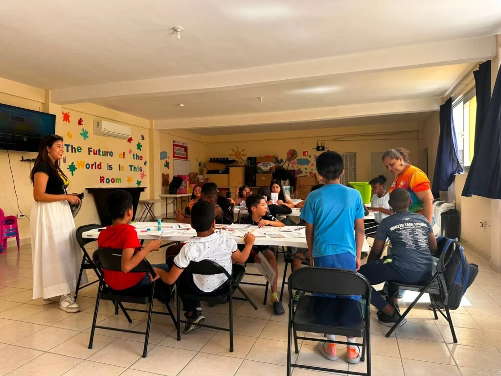 Impulsan campamento de verano para fortalecer aprendizaje de niños migrantes en Reynosa 2 735178472 1387606876610151 8171605483153423048 n