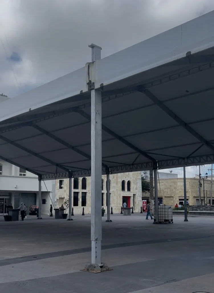 Avanza instalación de pantallas en Plaza Principal para disfrutar del Mundial de Futbol 3 8e77a4e9 1292 4070 b7f1 c68379ff3119