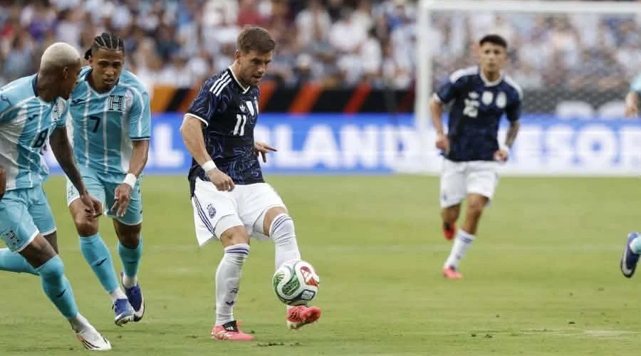 ¡Y sin Messi! Argentina derrota 2-0 a Honduras rumbo al Mundial 1 ARGE 22bb
