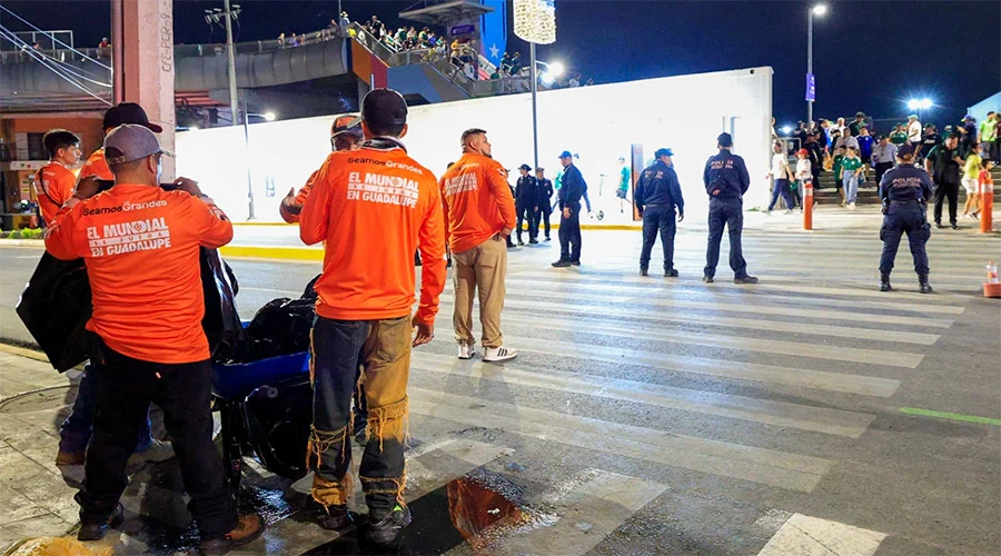 Mantiene Guadalupe calles limpias tras jornada mundialista 1 BASURA 2bbb