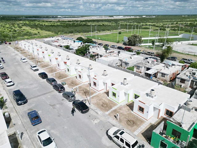 Carmen Lilia transforma vida de jefas de familia con mejores viviendas 1 CASA INFONAVIT NUEVO LAREDO 1a