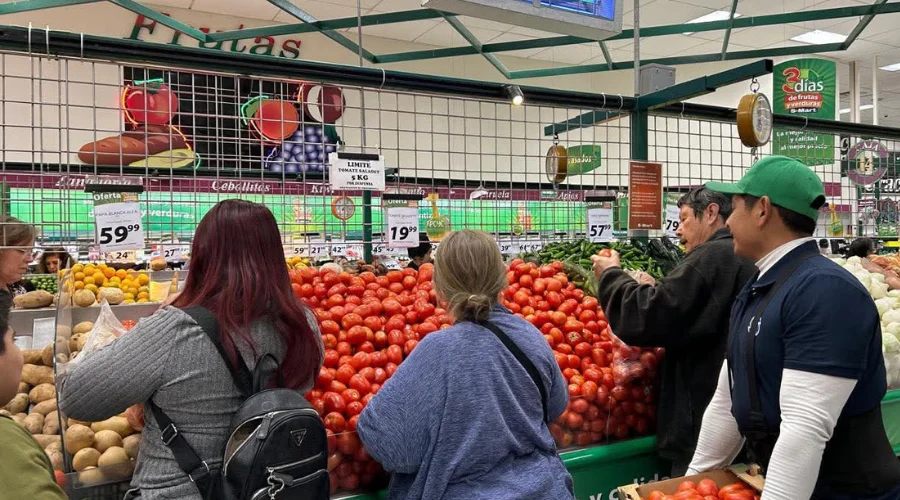 Confirman reducción al precio del tomate
