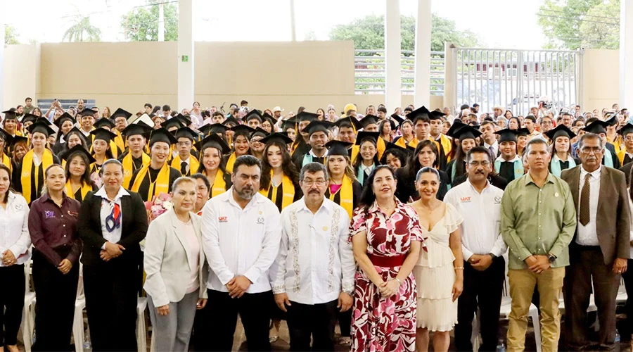 Entrega la UAT en la UAM-Mante nuevos profesionales de salud y educación 1 DAMASO 2bbbs