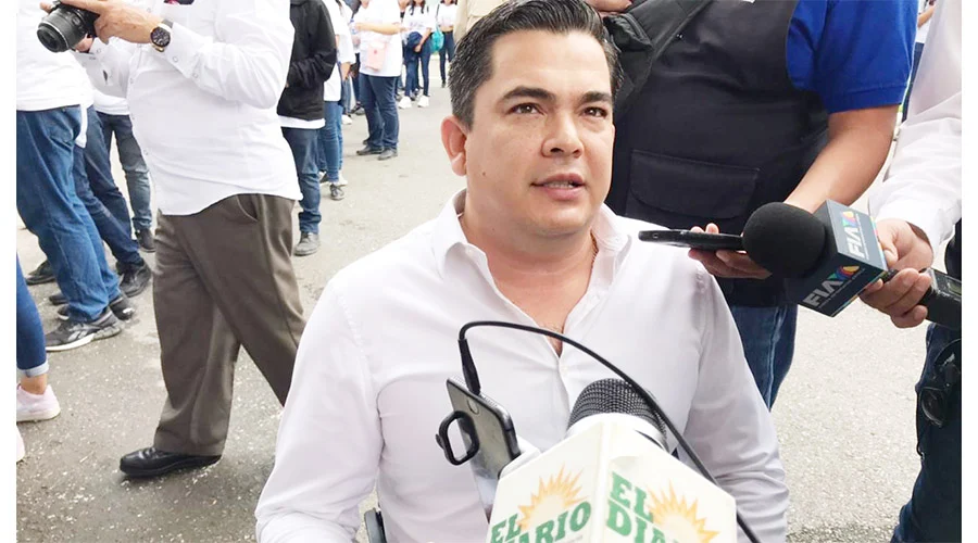 Exige diputado atacar al dengue 1 DIPUTADO MARCO 1aav