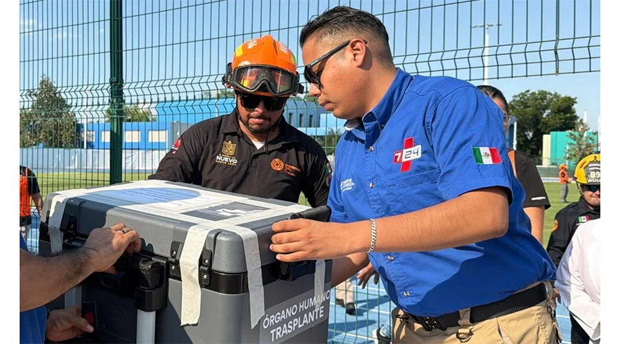 Trasladan pulmones por vía aérea en Monterrey 1 DONACION 2bb2