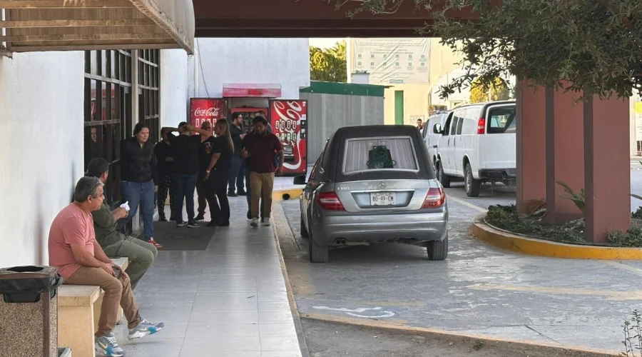Expone extrabajador malas prácticas de Gayosso