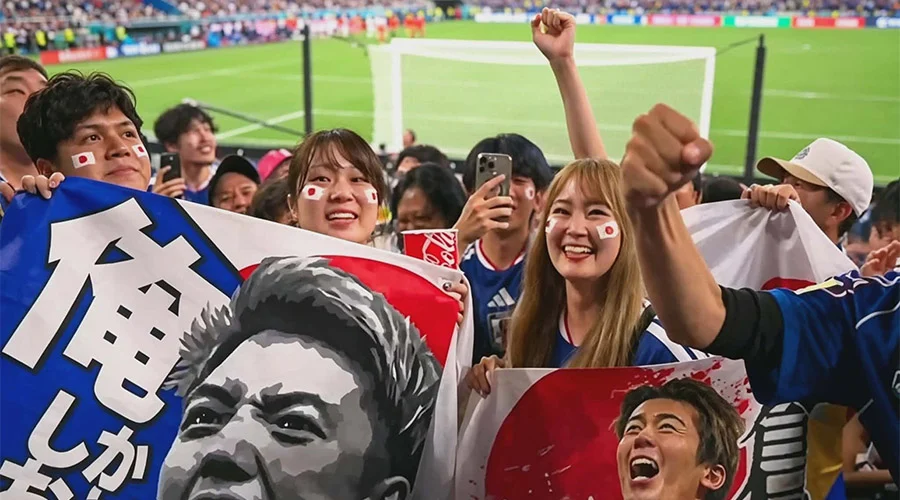 Transcurre sin incidentes juego mil de Mundiales en Monterrey 1 FANS JAPON 1aa