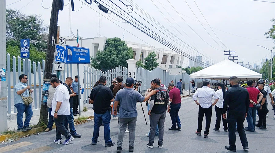 Vecinos de García levantan plantón en Agua y Drenaje 1 GARCIA 2bb23a