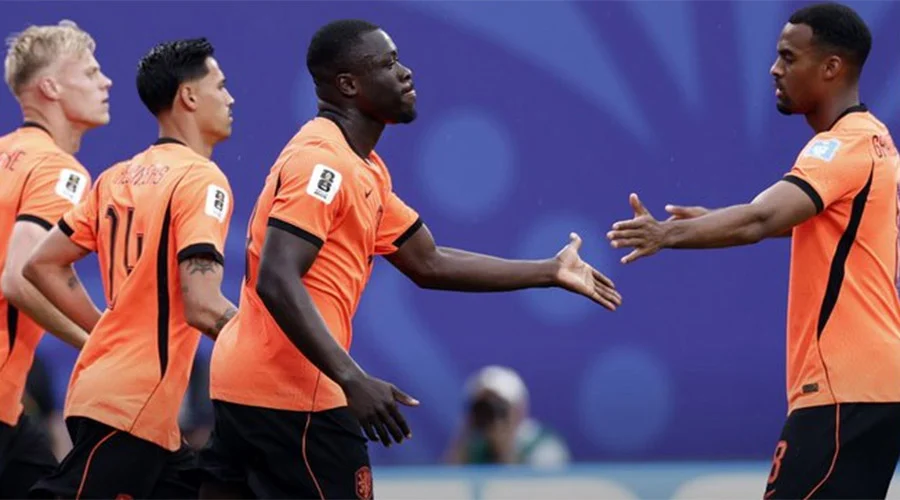 HOLANDA 56a