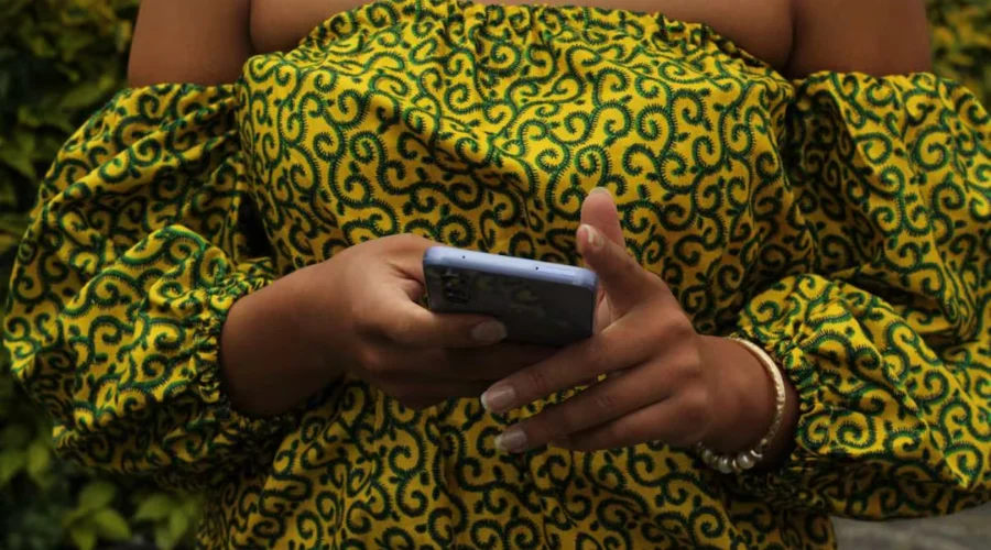 Iglesia pide comprobar información de las redes