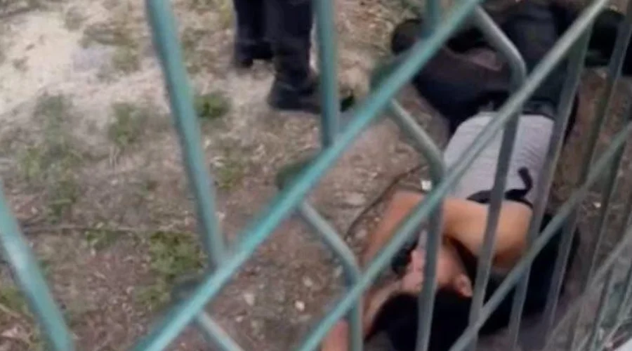Joven resulta lesionado tras intentar ingresar al FIFA Fan Festival Monterrey saltando una barda