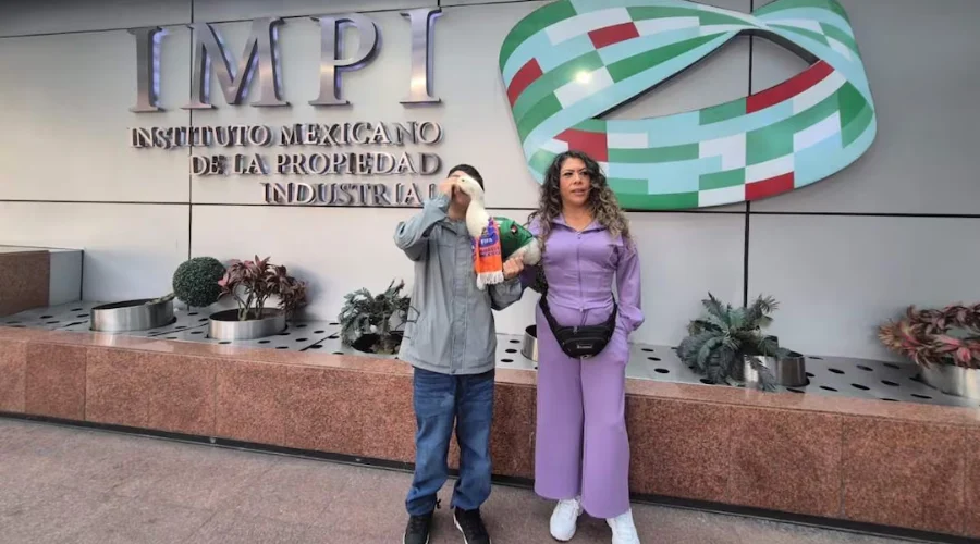 Llega 'Merlín' al IMPI para registrar su imagen