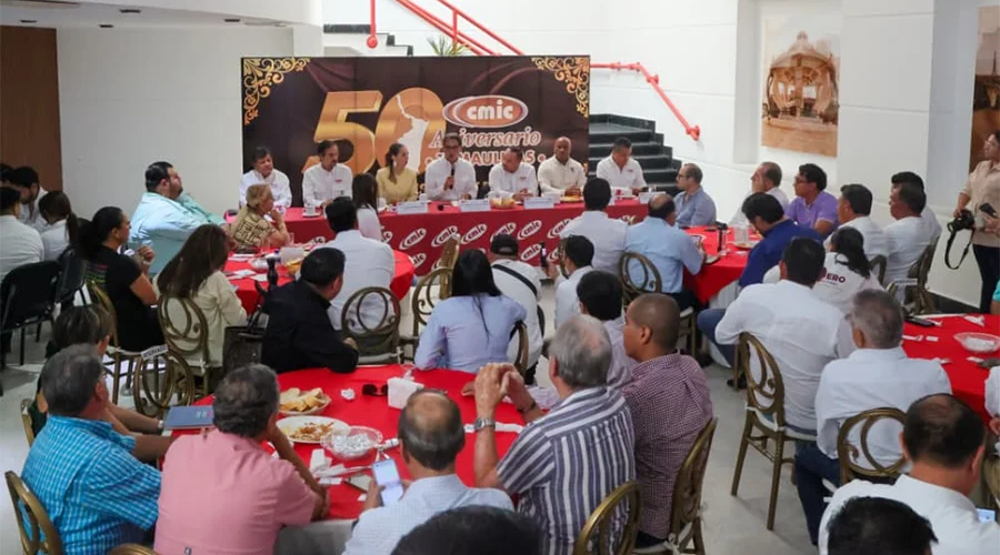 Fortalecen Gobierno de Madero y CMIC lazos de colaboración en beneficio de las familias maderenses 1 MADERO 222bba