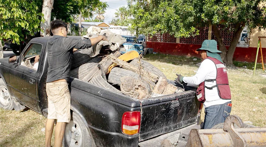 Refuerzan acciones de descacharrización en colonia de Matamoros 1 MATAMO 2bb