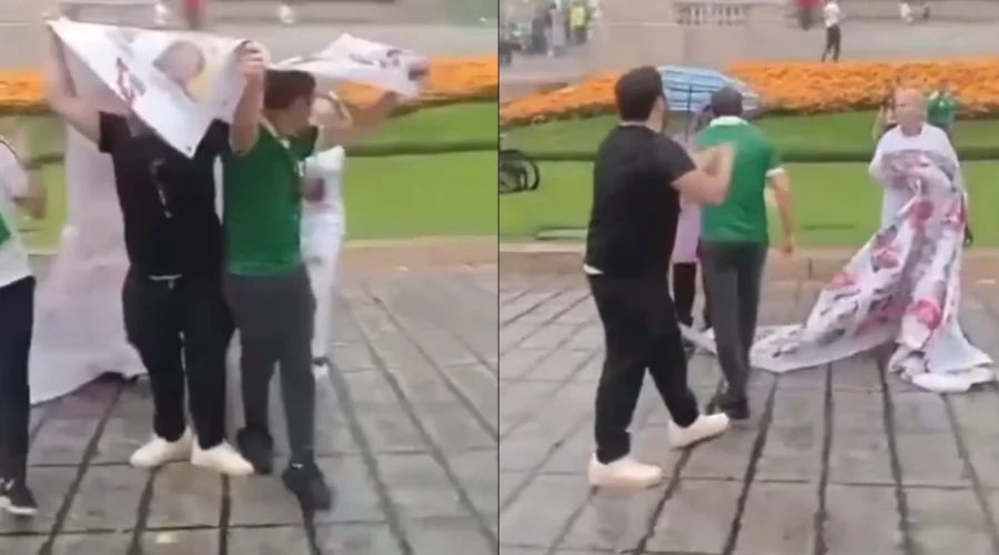 Madres buscadoras denunciaron a tres aficionados de la Selección Nacional Mexicana que la tarde de este jueves tomaron una manta con los datos de una persona desaparecida y luego agredieron a un r