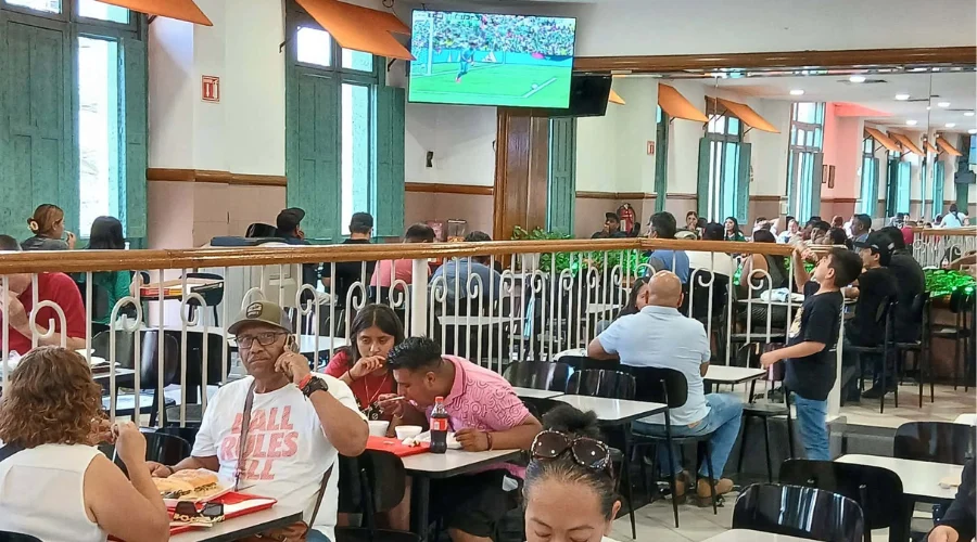 Mundial de Futbol elevará derrama a mil 110 mdp por el Día del Padre en NL Canaco