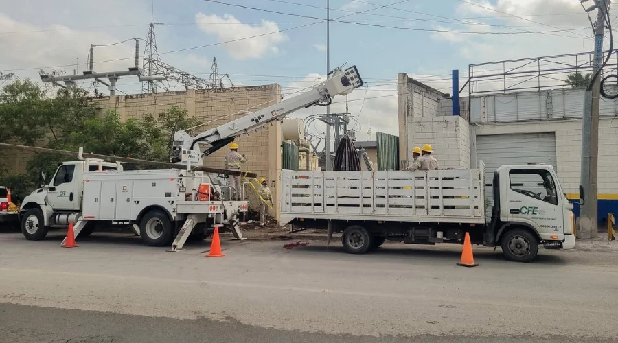 Restauran electricidad en sector poniente de Matamoros