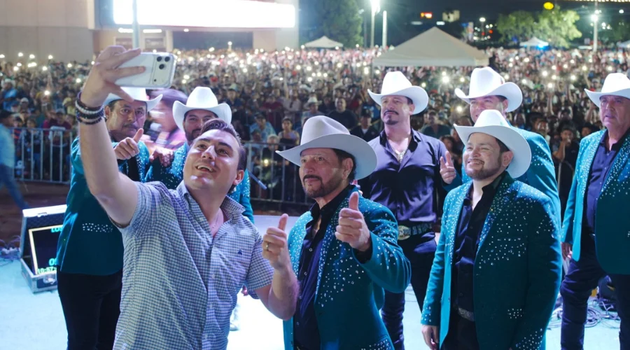 Rompe récord histórico de asistencia con el 'Pa'l Viejón de oro fest 2.0' en García