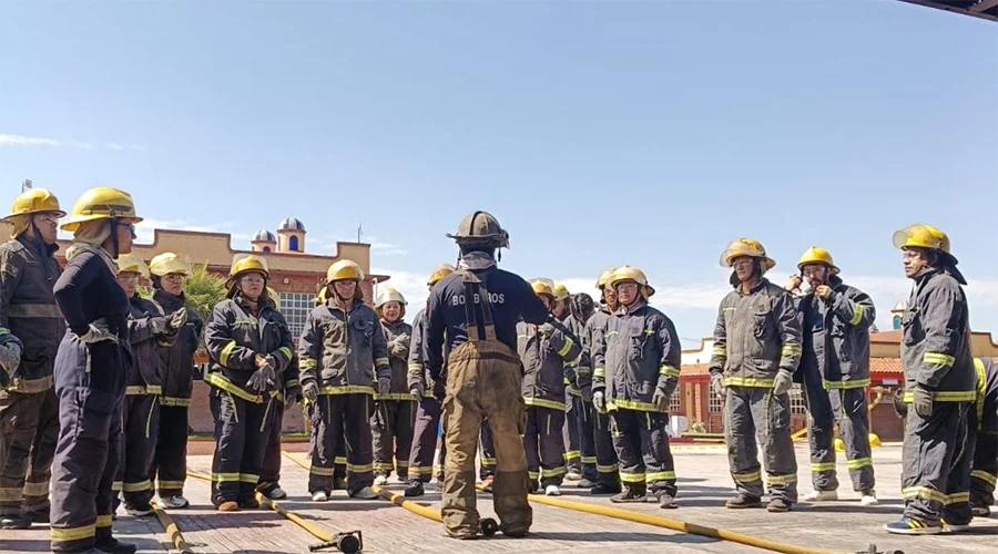 Fortalece IMSS Tamaulipas brigadas de PC con curso de fuego real 1 SIMULACRO 2bb