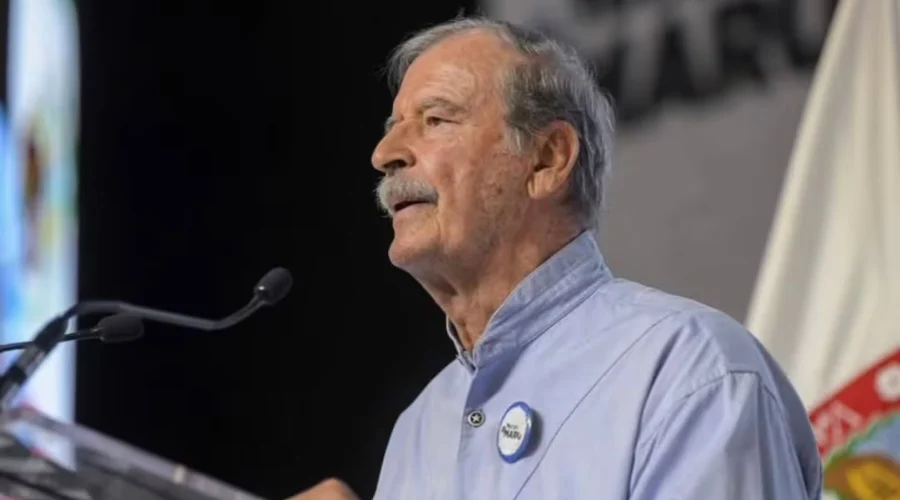 Vicente Fox celebra triunfo del PRI en Coahuila