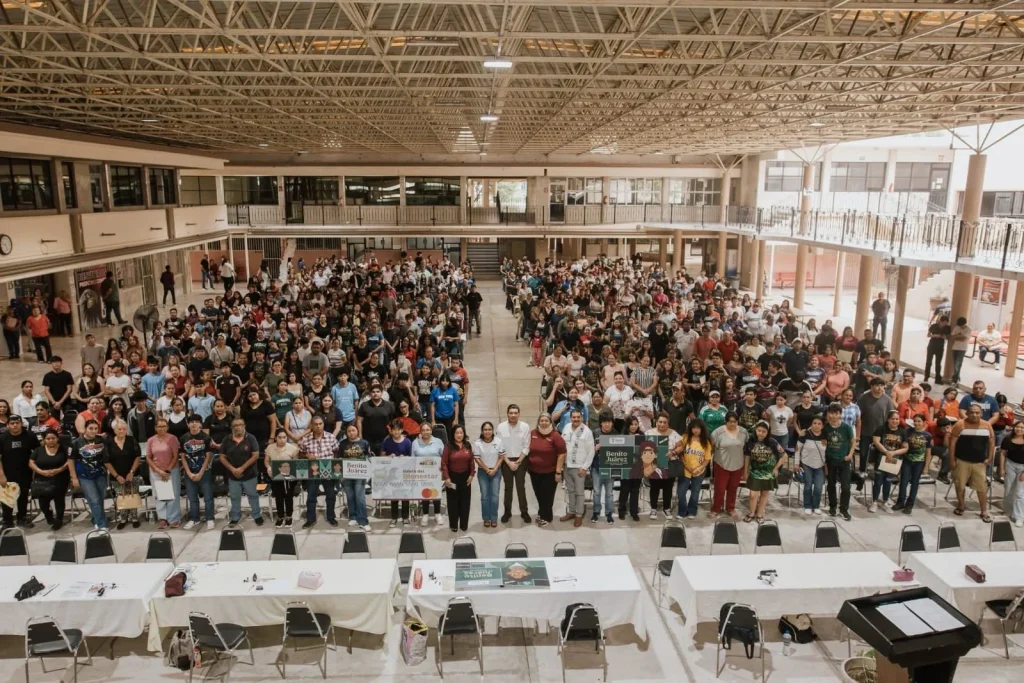 Beto Granados fortalece cercanía con la comunidad educativa de Matamoros 1 WhatsApp Image 2026 06 07 at 6.03.51 PM 1