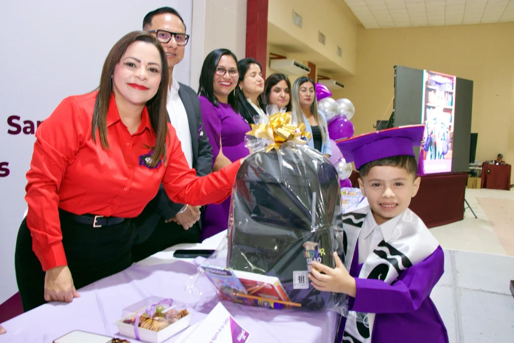 Pequeños logros, grandes corazones: CAIC despide con amor a su generación 2023–2026 1 WhatsApp Image 2026 06 24 at 10.18.29 AM