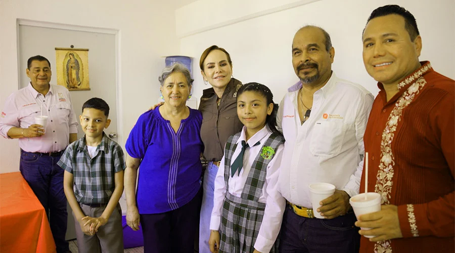 Carmen Lilia fortalece infraestructura educativa en primaria de Valles de Anáhuac 1 nuevo laaredo 33bb