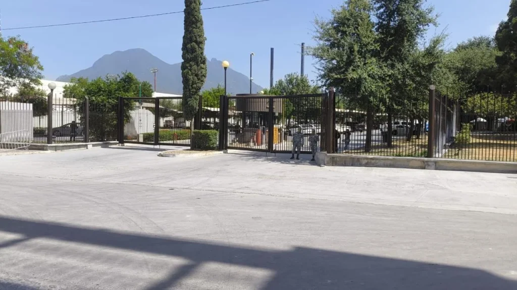 Realiza Dirección de Comercio 46 decomisos en Centro de Monterrey 2 0f36f3fe bd92 4404 8269 7edd725091b8