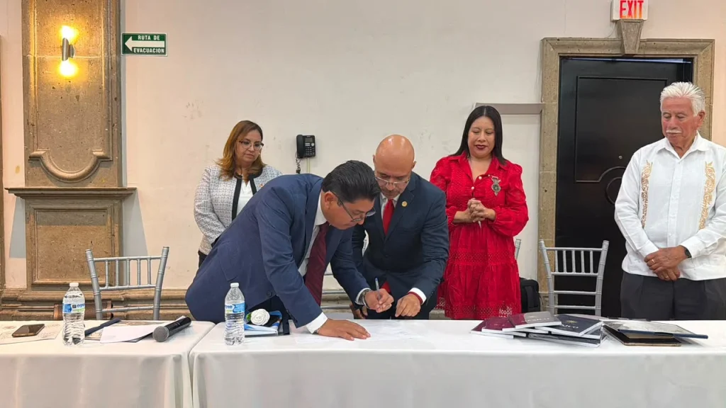 Llega por primera vez a Tamaulipas la Bandera de la Paz, la recibe el activista Marcelo Olán Mendoza 4 2cfcc23b 4e62 4d34 a891 72a907469e96