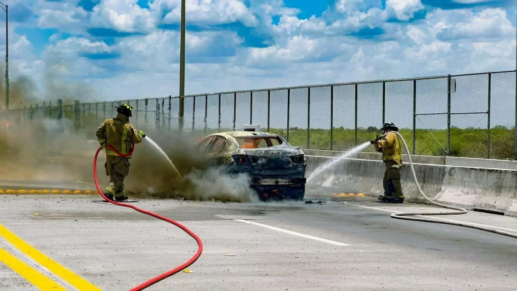 Atiende PC incendio de vehículo en puente Río Bravo- Donna 1 738570538 2120554488867527 7064847363381470582 n