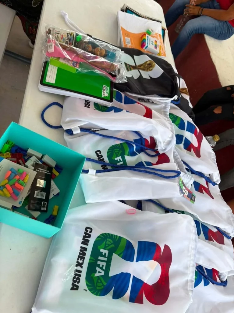 Llevan útiles escolares y juguetes a niños del ejido La Sufrosa 1 739994980 2158392998057516 550320043335734831 n