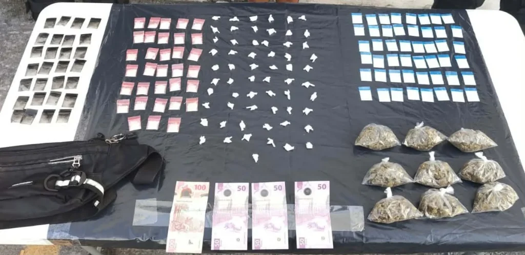 Agarran a mujer con 179 dosis de droga 1 741046692 1449330100573910 3337970190915136756 n