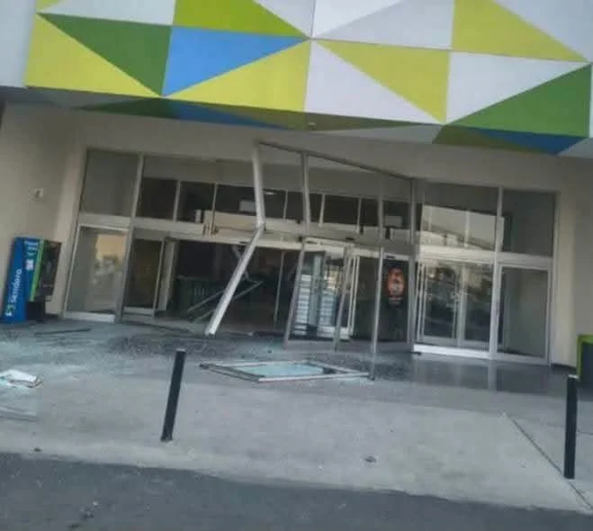 Tras daños a plaza comercial en Apodaca se desata persecución y balacera 2 742489453 1741710440497663 3364567470347715604 n