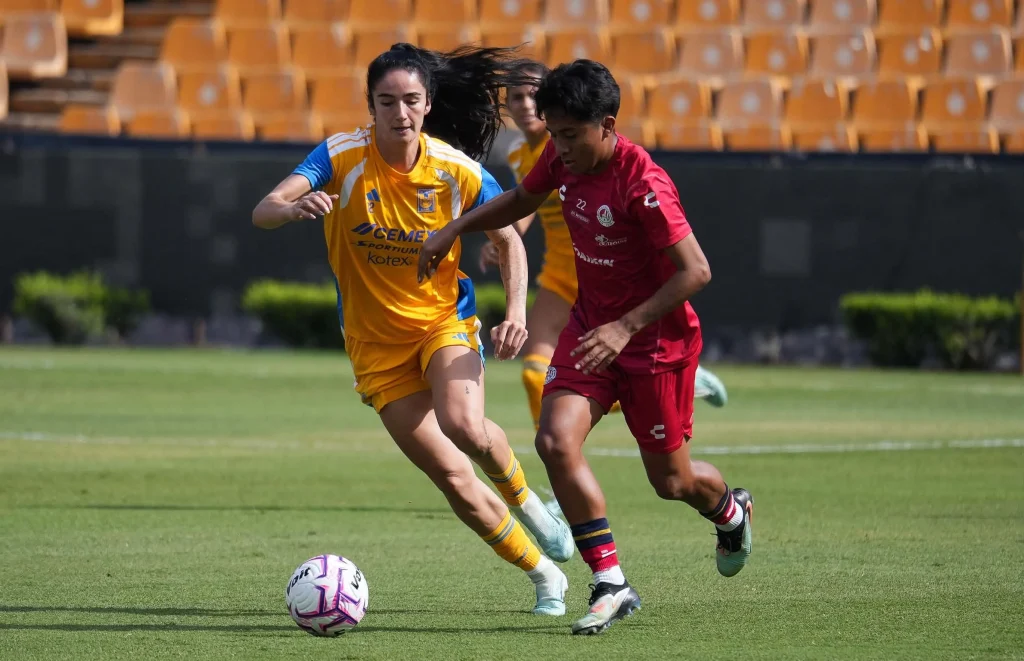 Arrasa Tigres Femenil con un Impactante triunfo de 4 goles en pretemporada 14 744657775 1416183293678201 6024549426794955951 n