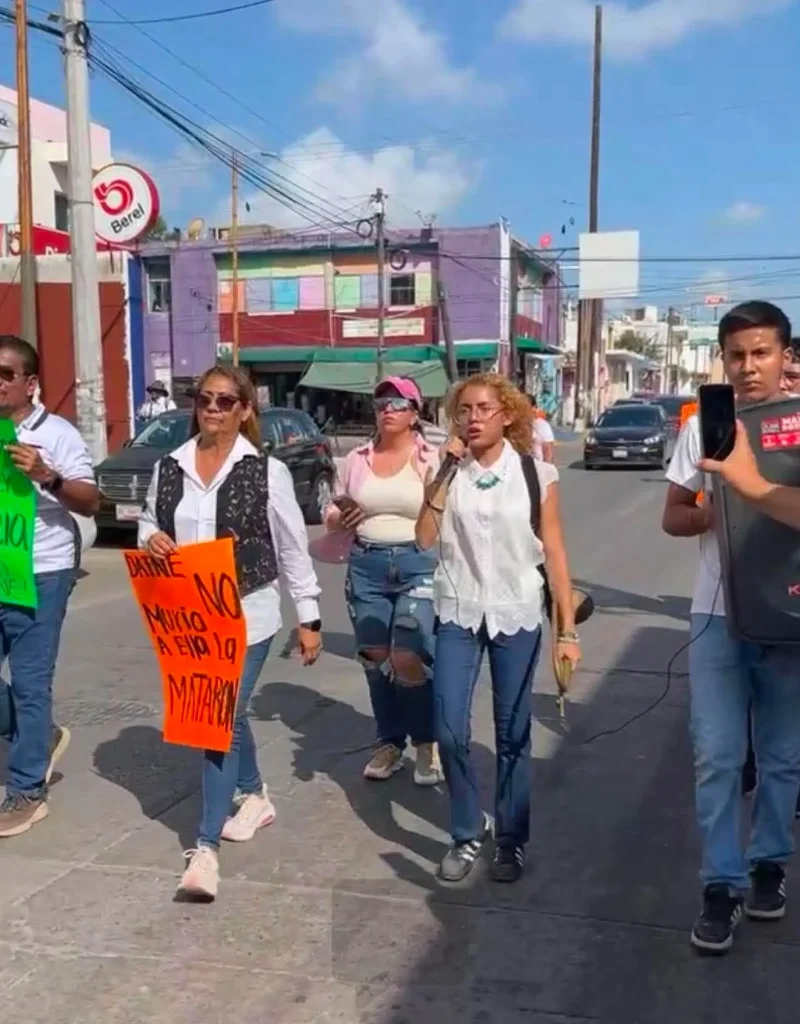 Exigen cierre de la Academia Doenitz; protestan por la muerte de Dafne Quintos 1 747723307 1055821363586825 1462439506980720480 n