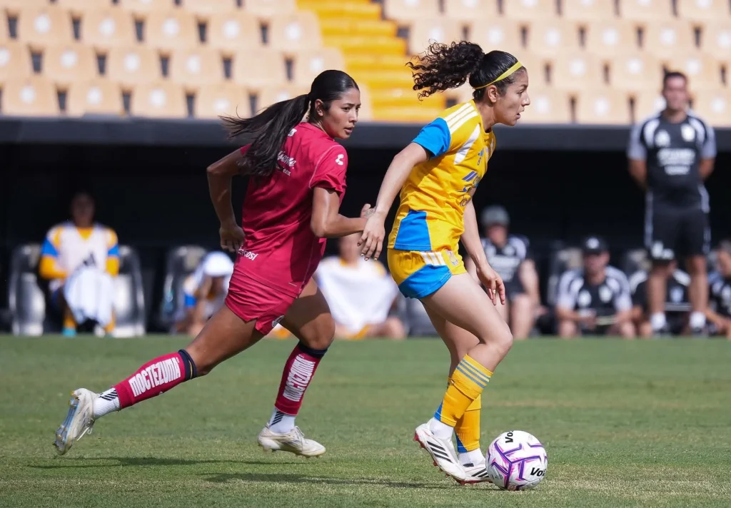 Arrasa Tigres Femenil con un Impactante triunfo de 4 goles en pretemporada 11 749377702 1726640764926864 6632674082812737275 n