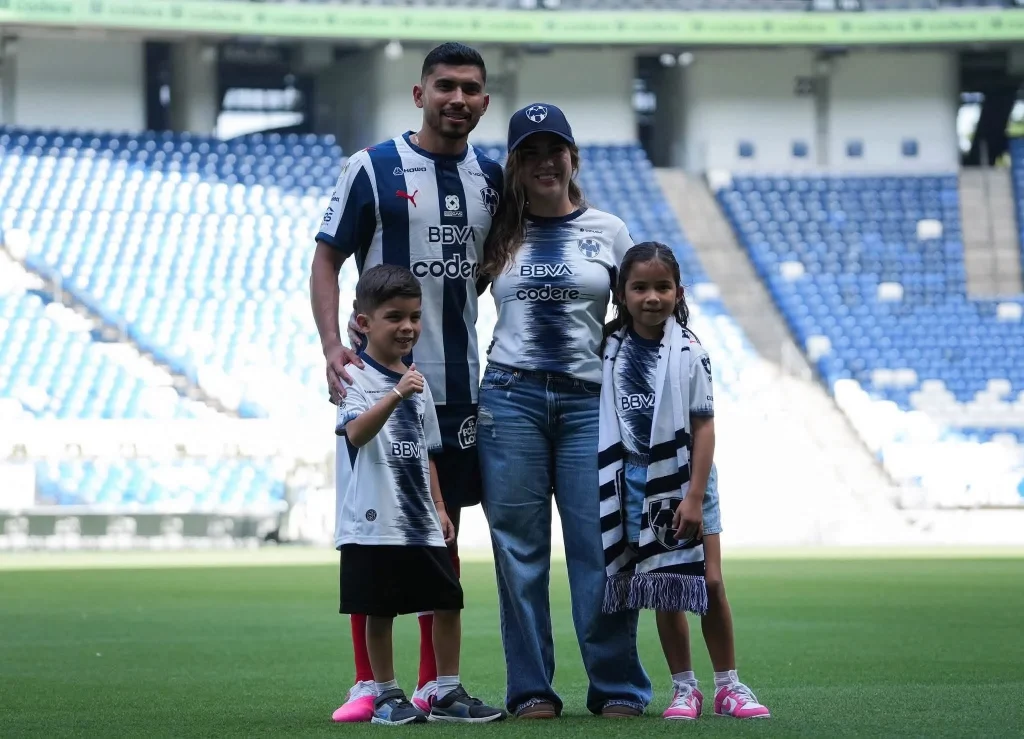 “Con mucha ilusión”: Orbelín Pineda 1 751437395 3152432538479297 2135949614570622519 n