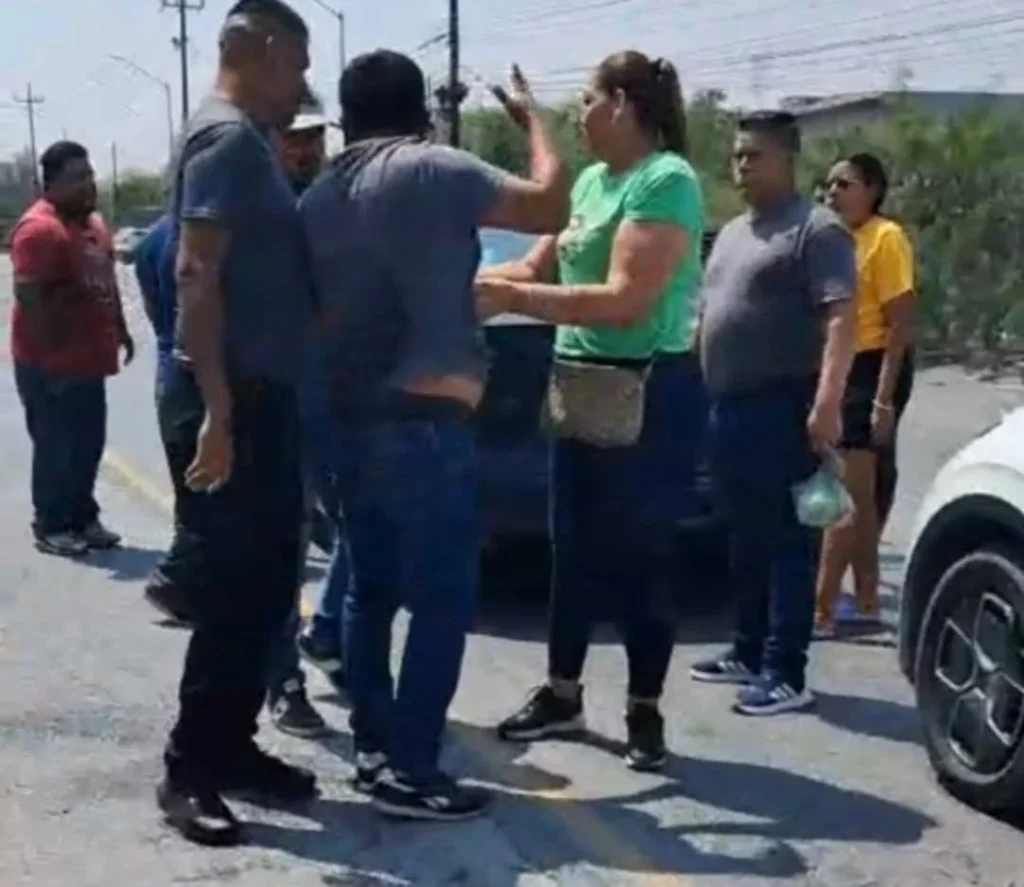 Captan pelea de conductores en García 1 754871804 2264516631061733 7384726525672345317 n
