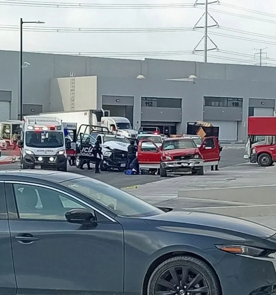Tras daños a plaza comercial en Apodaca se desata persecución y balacera 1 755864111 1535246191624057 2996130899847676292 n
