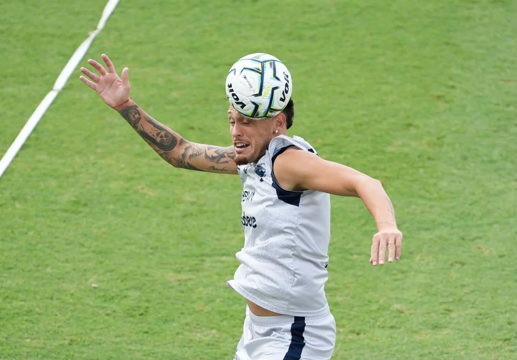 Entrena Rayados sin Iker Fimbres 2 759145501 2031864260867457 8540691271860173832 n
