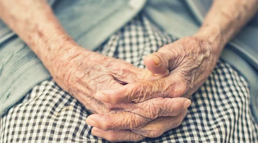 ABUELITOS 45a