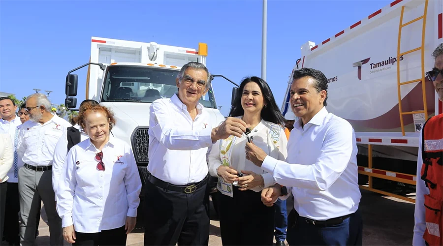 Entrega Américo Villarreal vehículos y maquinaria por 125.2 mdp 1 AMERICO 22bbba2