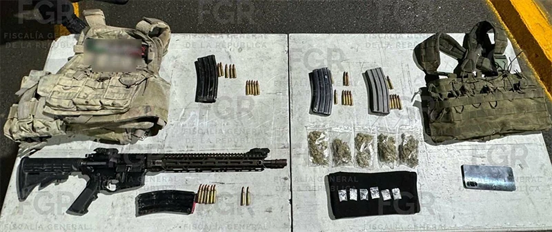 Condenan a dos hombres por portar armas y drogas en Los Ramones 1 ARMAS FGR 2aa