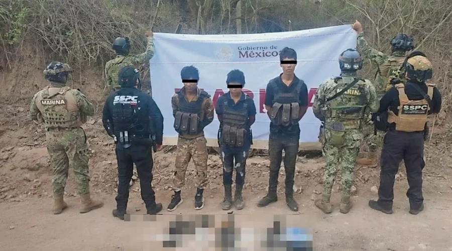 Detienen a dos menores; eran de Los Chapitos