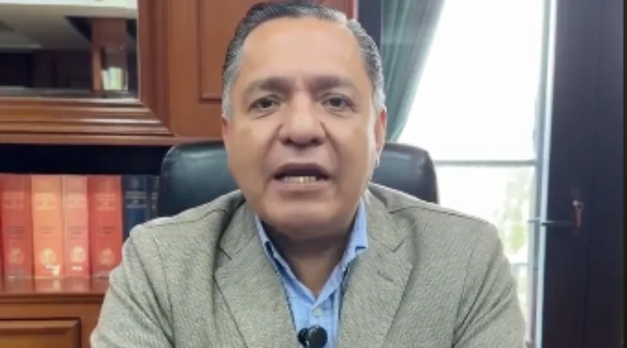 El alcalde de Toluca envía trailer con agua a García